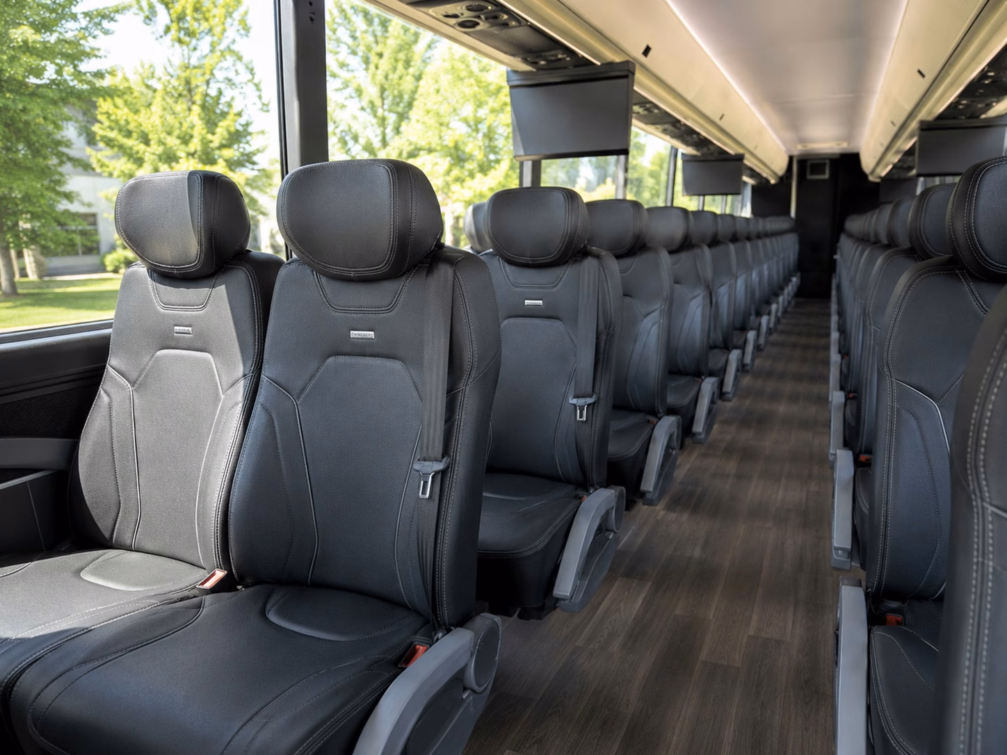 choosing the right bus for sacramento sporting event transportation